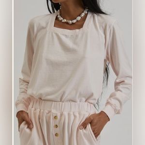 Donni square neck long sleeve tee shirt size M cotton